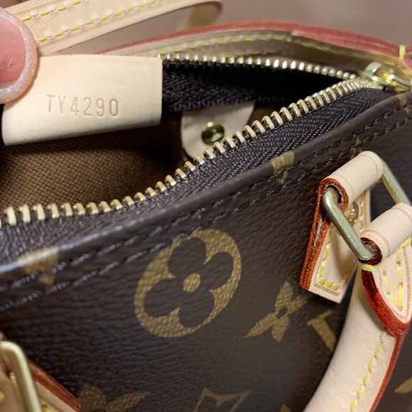 BNIB LV Speedy Nano - Picture 7 of 7